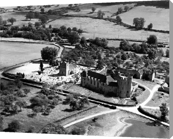 Stokesay Castle EAW017517