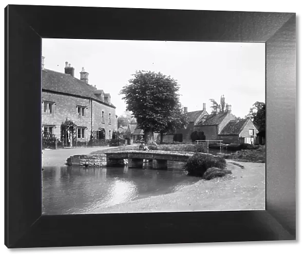 Lower Slaughter MCF01_02_1089