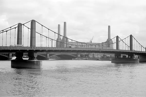 Chelsea Bridge a001461