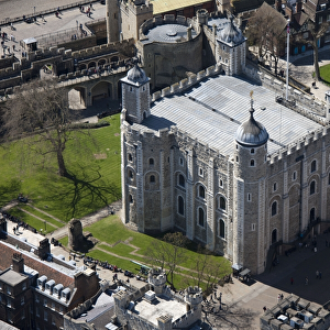 Castles Photographic Print Collection: Tower of London