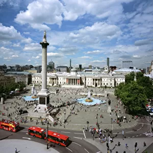 City of Westminster Photographic Print Collection: Trafalgar Square