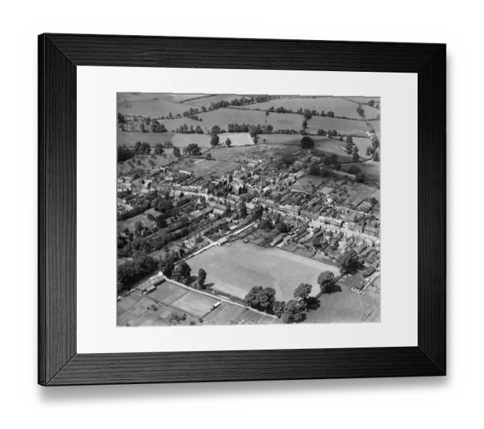 Framed Print : Wootton Bassett, 1930. EPW032632 Framed Print : Wootton Bassett, 1930. EPW032632