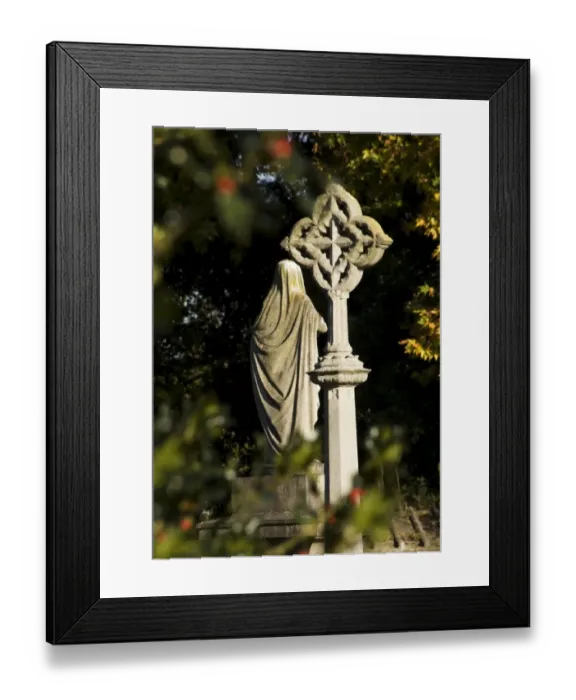 Framed Print : Kensal Green Cemetery N071387