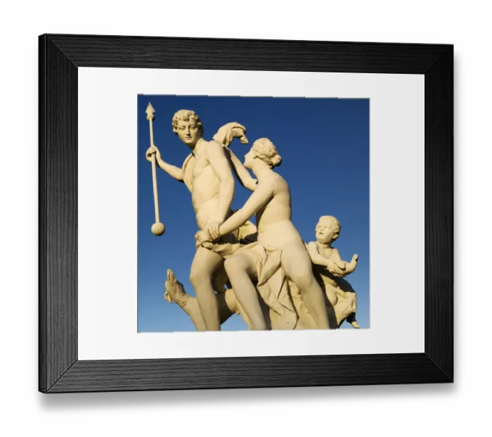 Framed Print : Wrest Park garden statue N071376