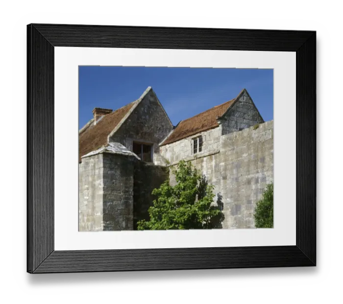 Framed Print : Yarmouth Castle K020786