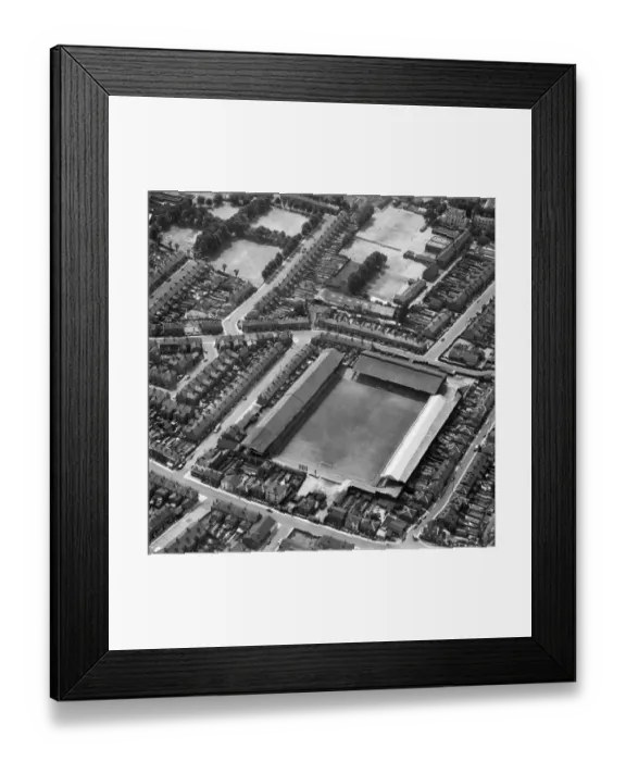 Framed Print : Griffin Park, Brentford EAW068145