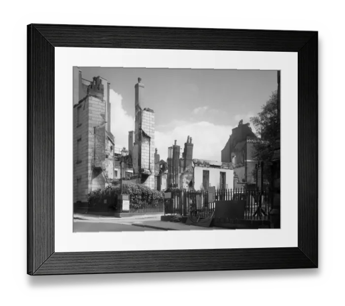 Framed Print : No 1 Dixs Field, Exeter - after BB42_00718