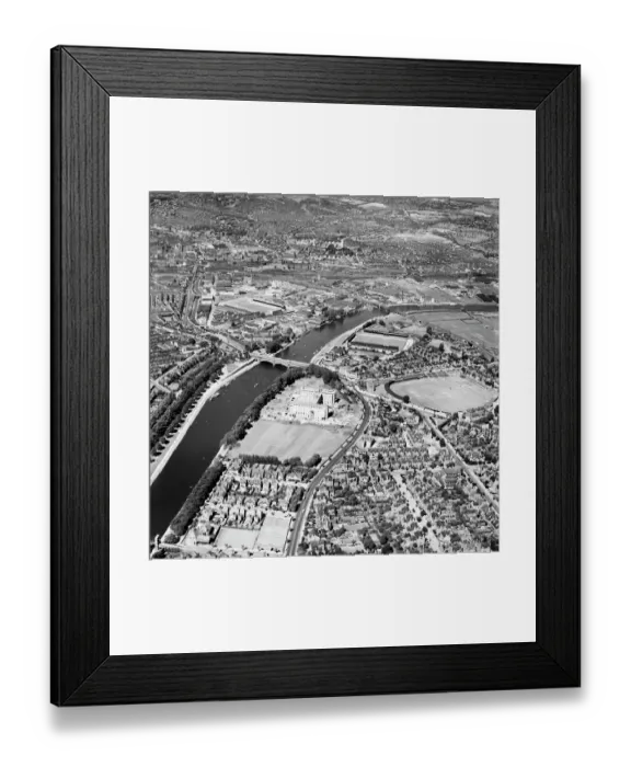 Framed Print : Nottingham EAW025936