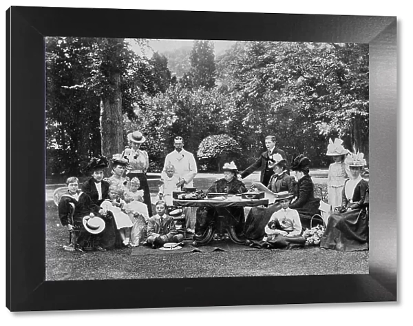 Queen Victoria and family, 1898 M888557