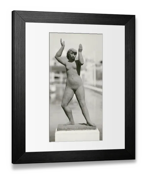 Framed Print : Jonzen - female nude OP32775 Framed Print : Jonzen - female nude OP32775