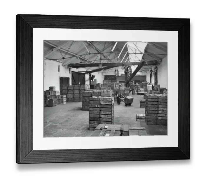 Framed Print : Goods shed, Preston CC80_00089
