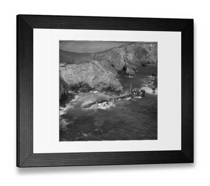 Framed Print : Shipwreck at St Merryn EAW200562