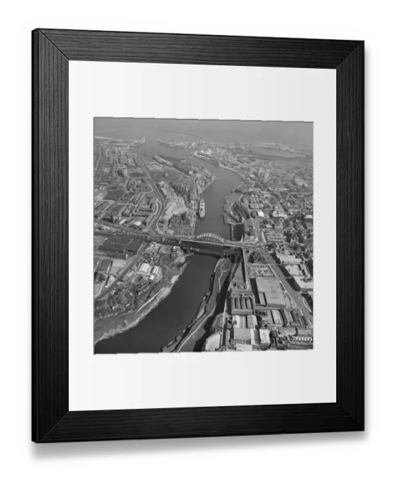 Framed Print : Sunderland EAW405804