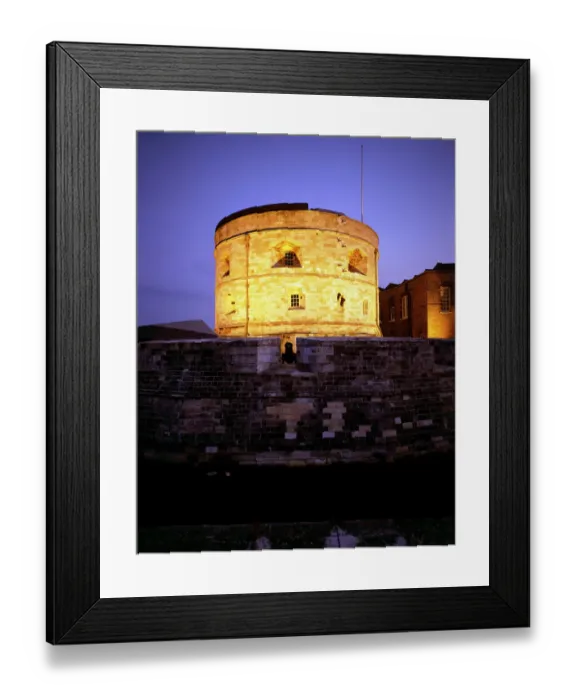 Framed Print : Calshot Castle J860256
