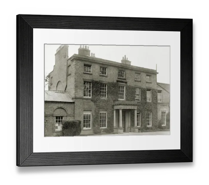 Framed Print : The Mount. Charles Darwins childhood home K970197 Framed Print : The Mount. Charles Darwins childhood home K970197