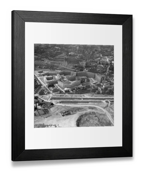 Framed Print : Park Hill Estate EAW096399