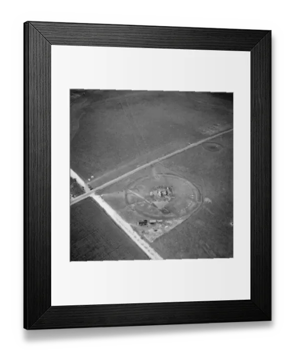 Framed Print : Druids at Stonehenge EAW076412