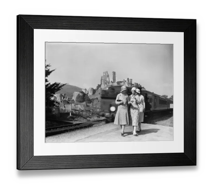Framed Print : Day trip a107204 Framed Print : Day trip a107204
