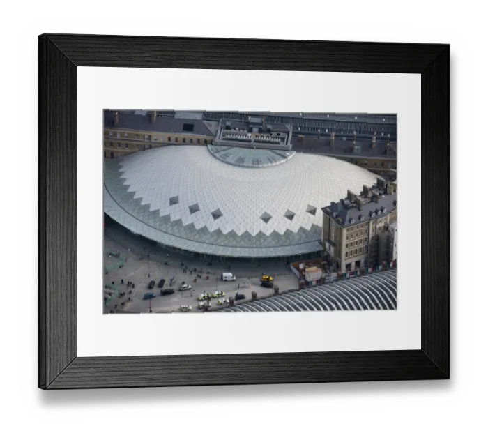 Framed Print : Kings Cross Station 27537_011 Framed Print : Kings Cross Station 27537_011