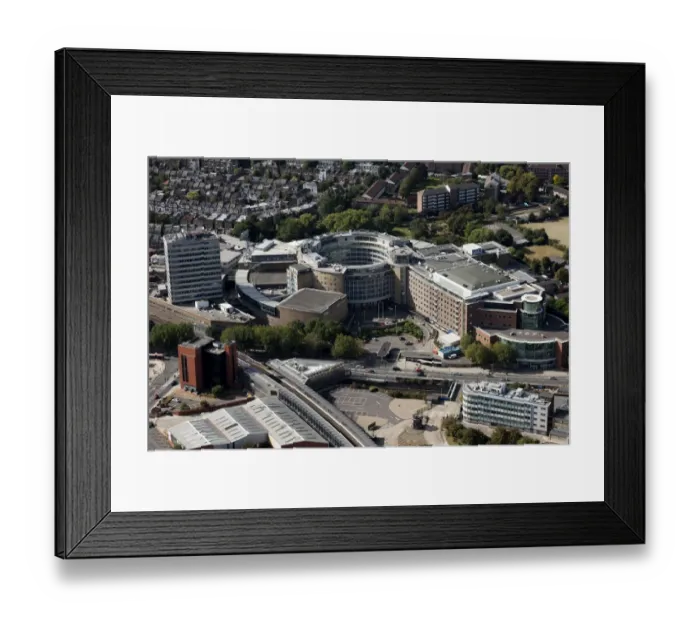 Framed Print : Television Centre 27540_021