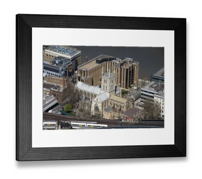 Framed Print : Southwark Cathedral 27662_049