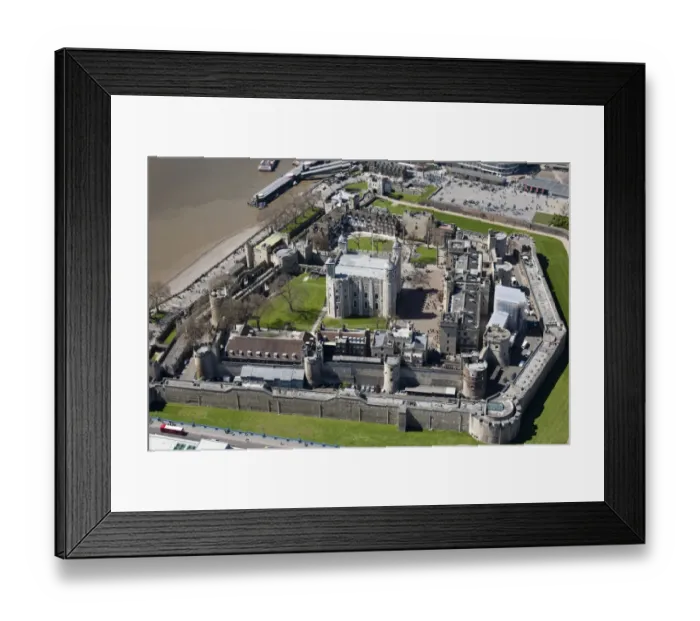Framed Print : Tower of London 27663_008 Framed Print : Tower of London 27663_008