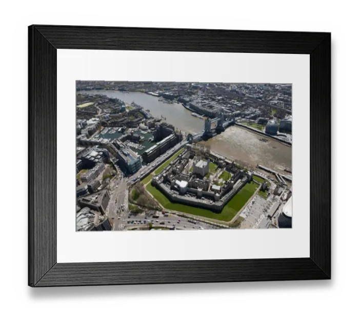 Framed Print : Tower of London 27663_010