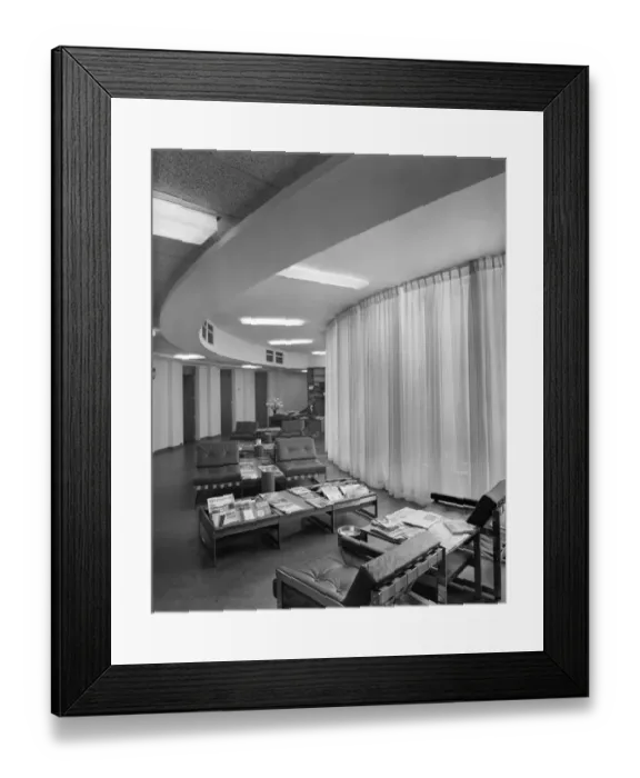 Framed Print : British Embassy in Madrid P_D00718_004