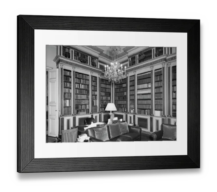 Framed Print : British Embassy in Paris P_D00634_038