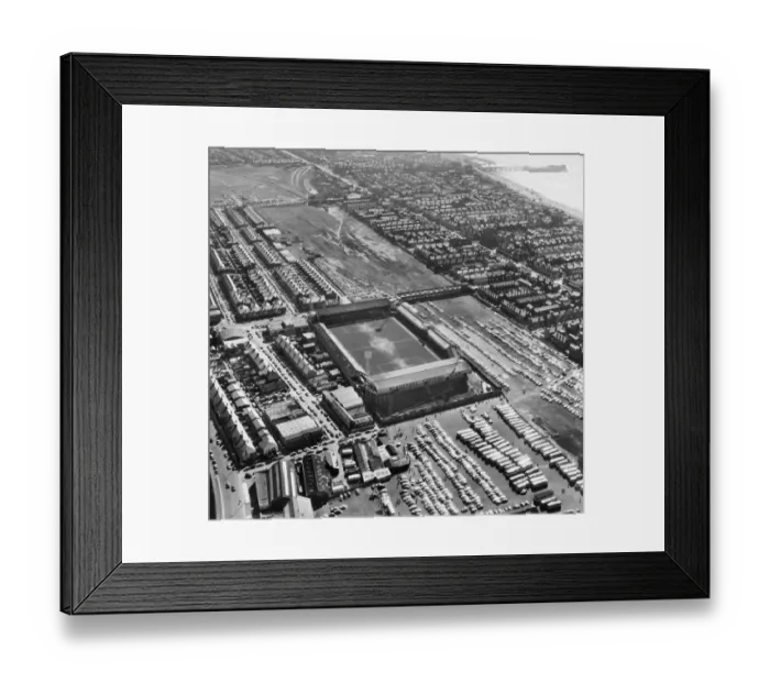 Framed Print : Bloomfield Road EAW223430
