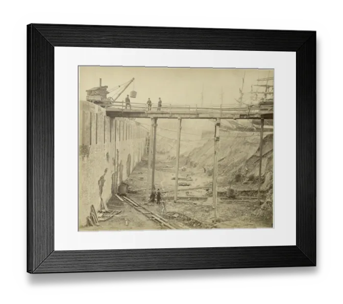 Framed Print : Limehouse Basin lat01_001_02 Framed Print : Limehouse Basin lat01_001_02