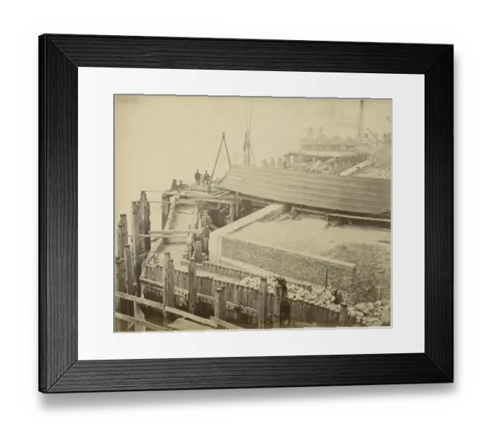 Framed Print : Limehouse Basin lat01_001_01 Framed Print : Limehouse Basin lat01_001_01