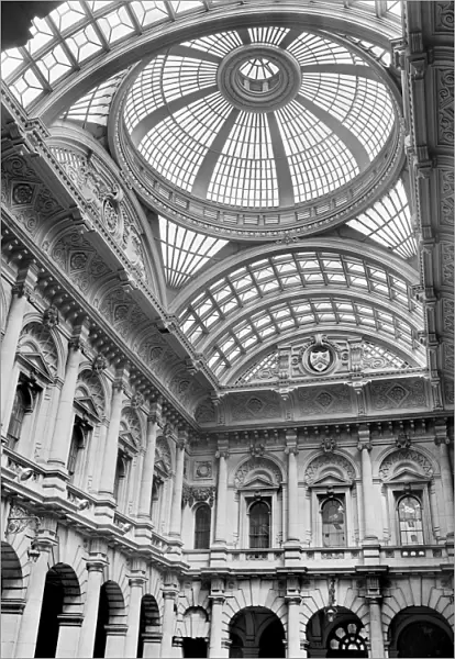 The Royal Exchange, City of London a065448