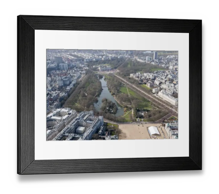 Framed Print : St Jamess Park 29225_035