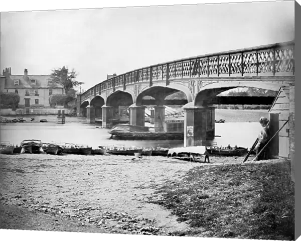 Hampton Court Bridge in 1875 CC73_00446