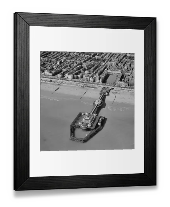 Framed Print : West Pier, Brighton EAW043167