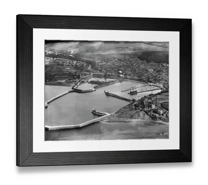 Framed Print : Whitehaven EPW042101 Framed Print : Whitehaven EPW042101