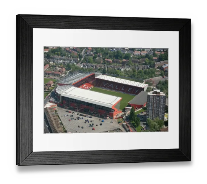 Framed Print : The Valley, Charlton 24994_007 Framed Print : The Valley, Charlton 24994_007
