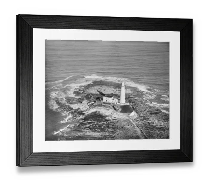 Framed Print : St Marys Lighthouse EPW019770