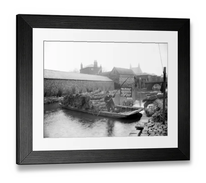 Framed Print : Abel Beesley, University Waterman in 1901 CC71_00075 Framed Print : Abel Beesley, University Waterman in 1901 CC71_00075