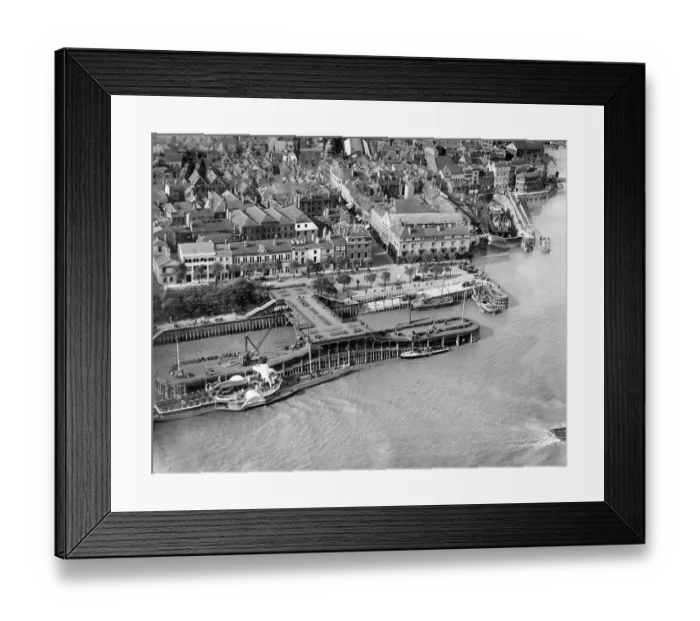 Framed Print : Humber ferry EPW036413