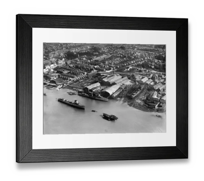 Framed Print : Shipyard at Southampton EPW020528