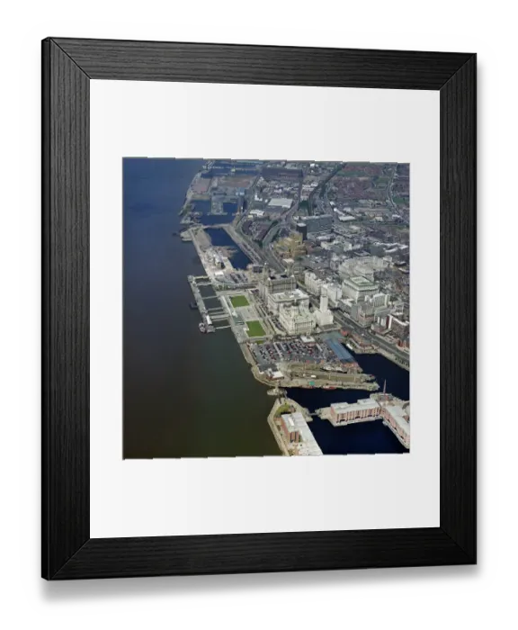 Framed Print : Port of Liverpool EAW670571
