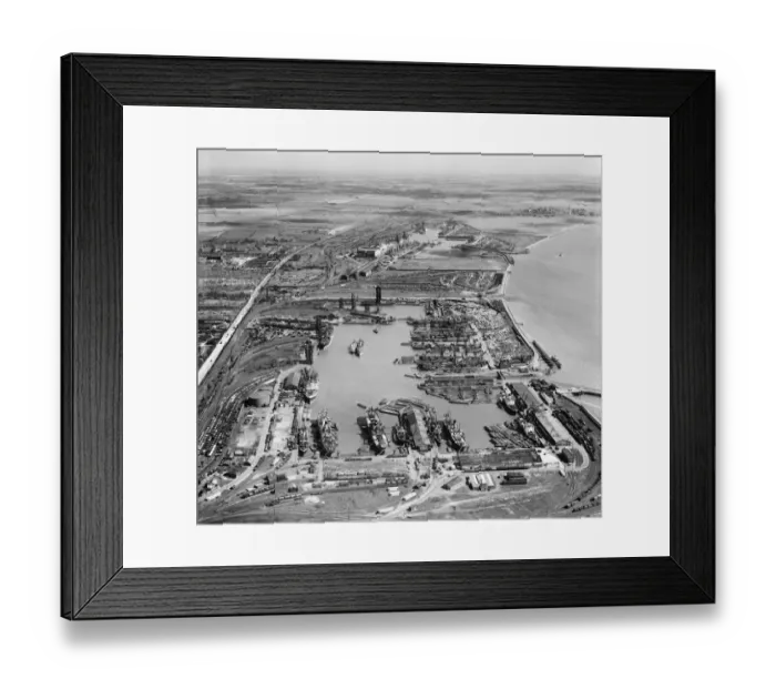 Framed Print : Kingston upon Hull EAW004505 Framed Print : Kingston upon Hull EAW004505