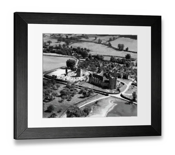Framed Print : Stokesay Castle EAW017517