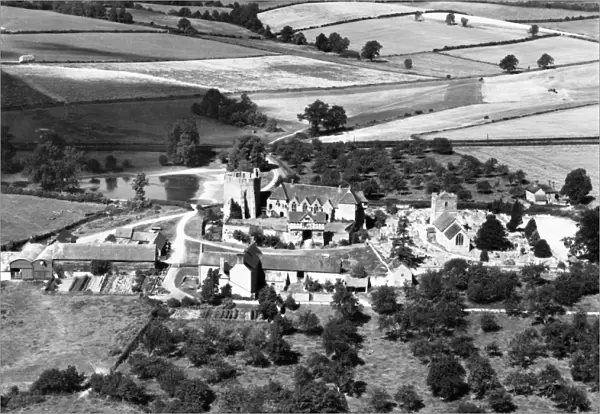 Stokesay Castle EAW017519