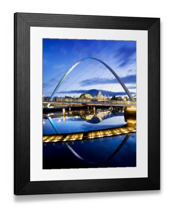 Framed Print : Millennium Bridge N080491 Framed Print : Millennium Bridge N080491