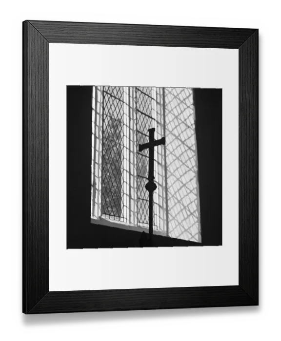 Framed Print : Cross a081905
