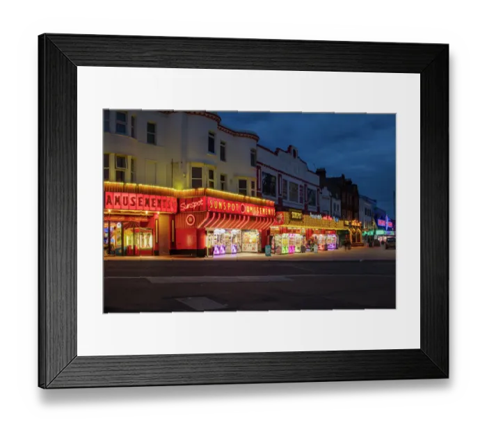 Framed Print : Southend Amusements DP219097 Framed Print : Southend Amusements DP219097