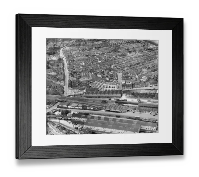Framed Print : Luton Hat Factory EPW035119 Framed Print : Luton Hat Factory EPW035119